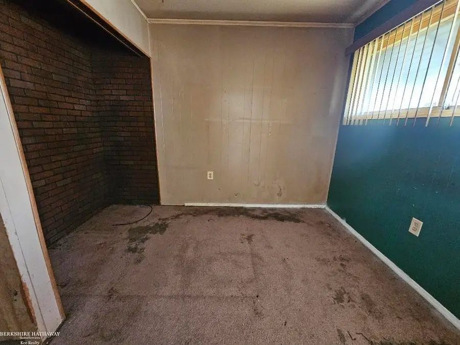 6017 Katherine ST, Taylor, MI 48180 - #3