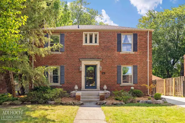861 Lincoln RD, GrossePointe, MI 48230
