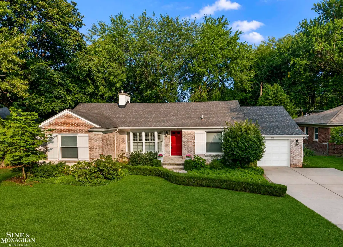 243 Beaupre AVE, Grosse Pointe Farms, MI 48236 - #1
