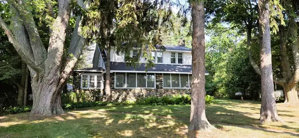 3671 Lakeshore RD, Lexington, MI 48450