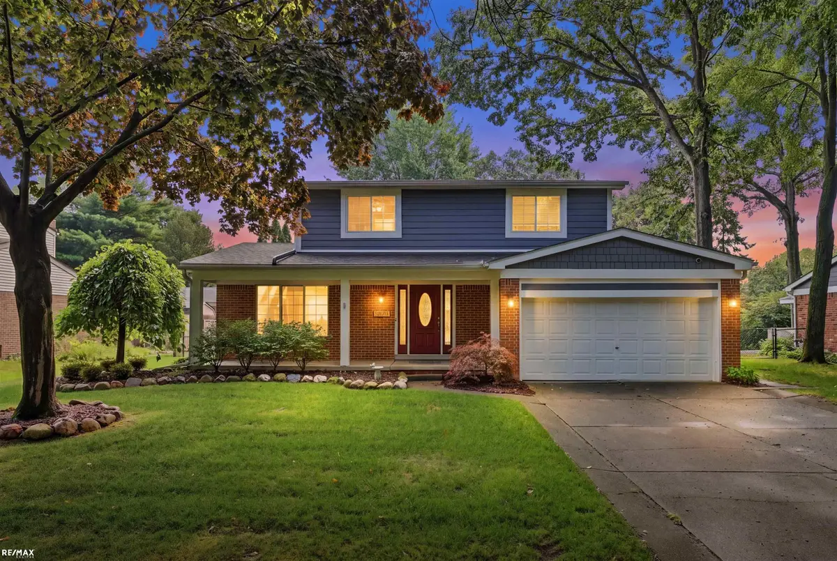 3714 Sandburg DR, Troy, MI 48083 - #1