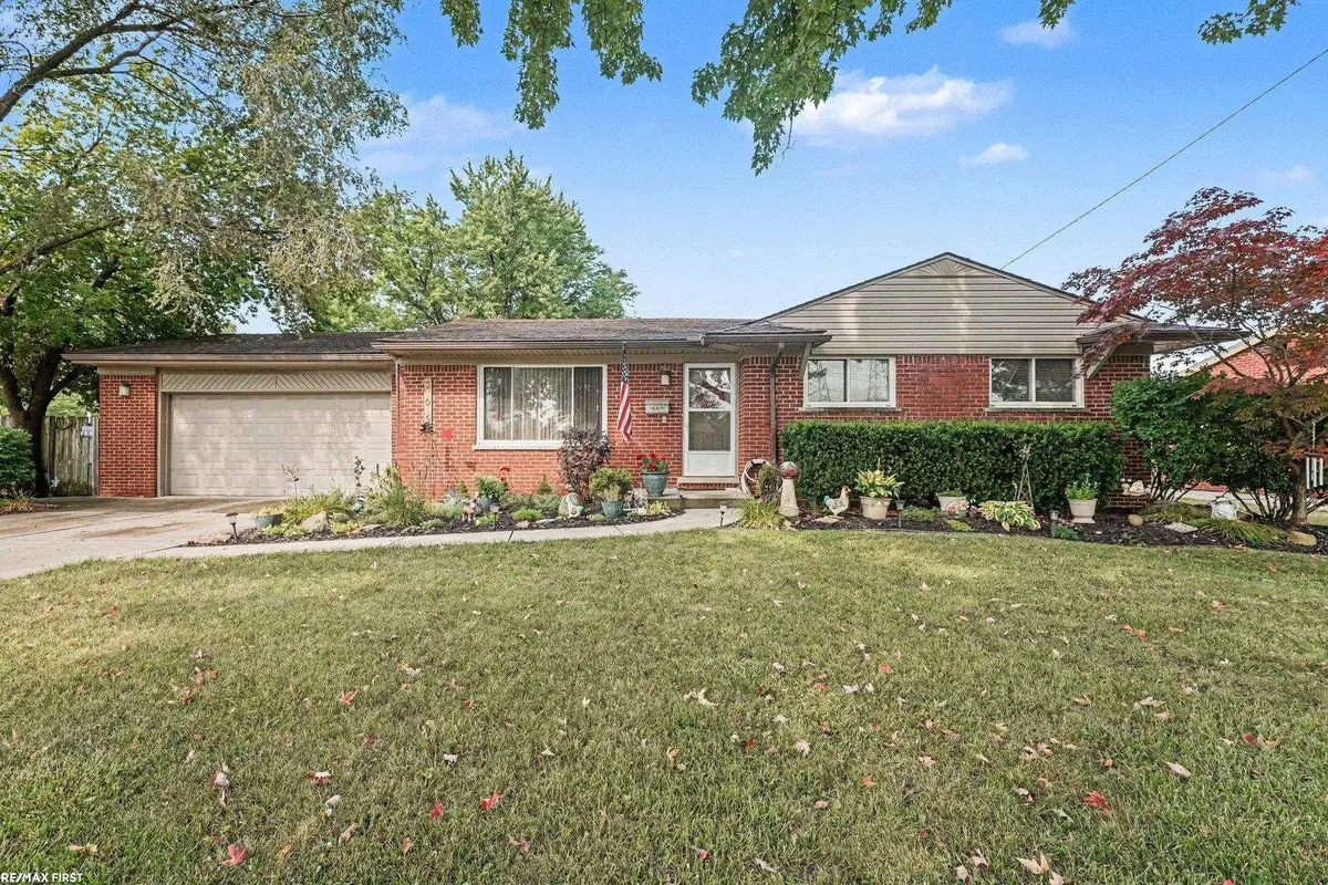 31015 Palomino AVE, Warren, MI 48093 - #1