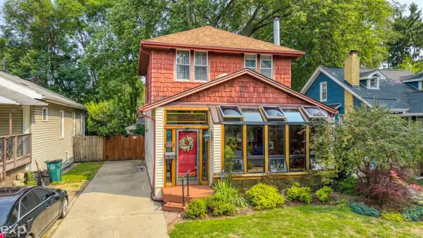 215 E Lewiston AVE, Ferndale, MI 48220