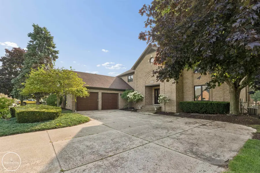 49540 Nautical DR, Chesterfield, MI 48047 - #3
