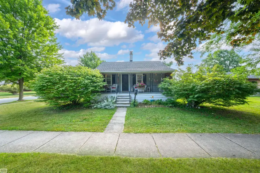 69894 Beebe ST, Richmond, MI 48062 - #2