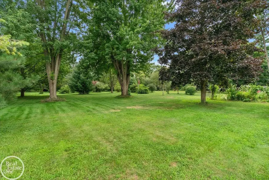 11900 27 Mile RD, Washington, MI 48094 - #3