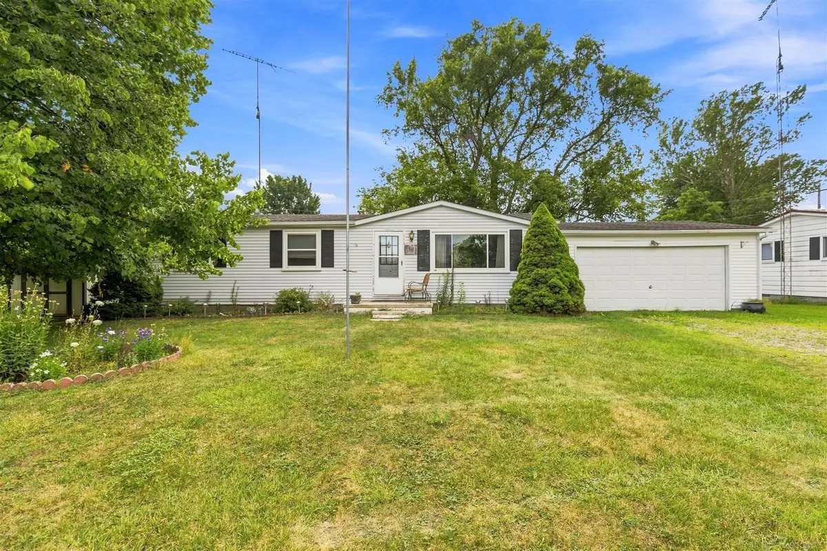 5982 Avalon CIR, Lexington, MI 48450 - #1