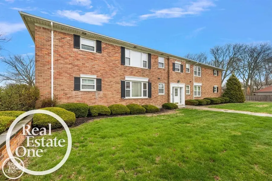 17560 Mack, Grosse Pointe, MI 48230 - #2