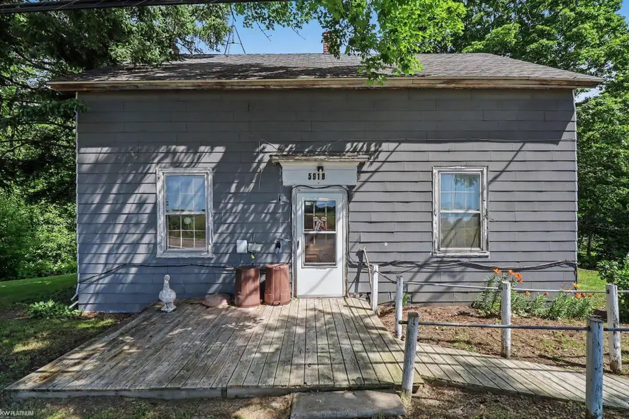 5918 Jeddo RD, Jeddo, MI 48032 - #2