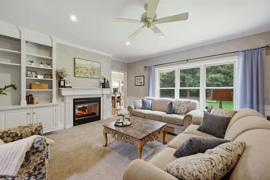12294 Parkside CIR, Washington, MI 48094 - #3