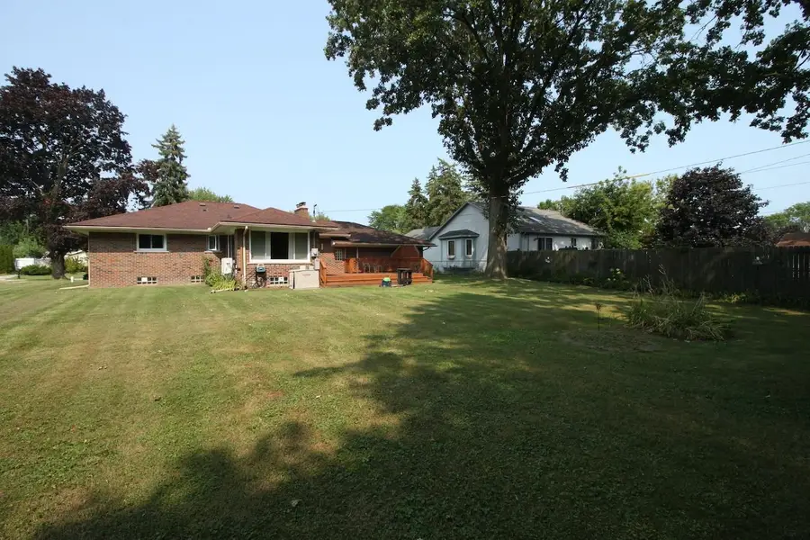 23348 Harvard Shore DR, Clinton Township, MI 48035 - #3
