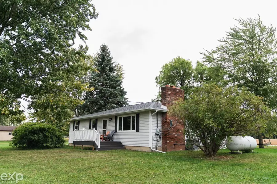 2754 Hayes RD, Yale, MI 48097 - #3