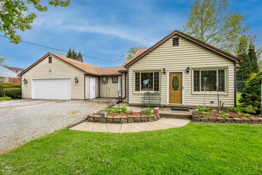 17346 Common, Roseville, MI 48066 - #2