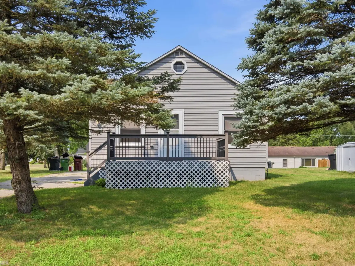 47821 Betty ST, Shelby, MI 48317 - #1