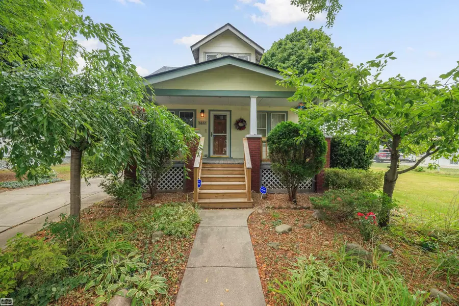 8822 Whitlock AVE, Dearborn, MI 48126 - #2
