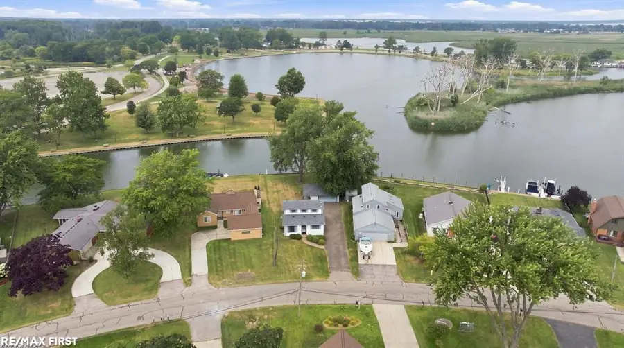 38127 Huron Pointe Drive DR, Harrison Township, MI 48045 - #3