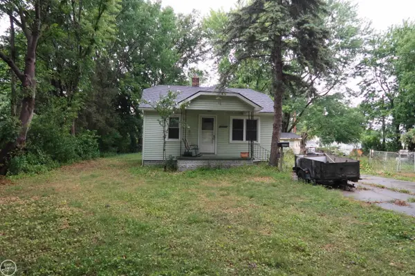 21919 Maxine St ST, StClairShores, MI 48080