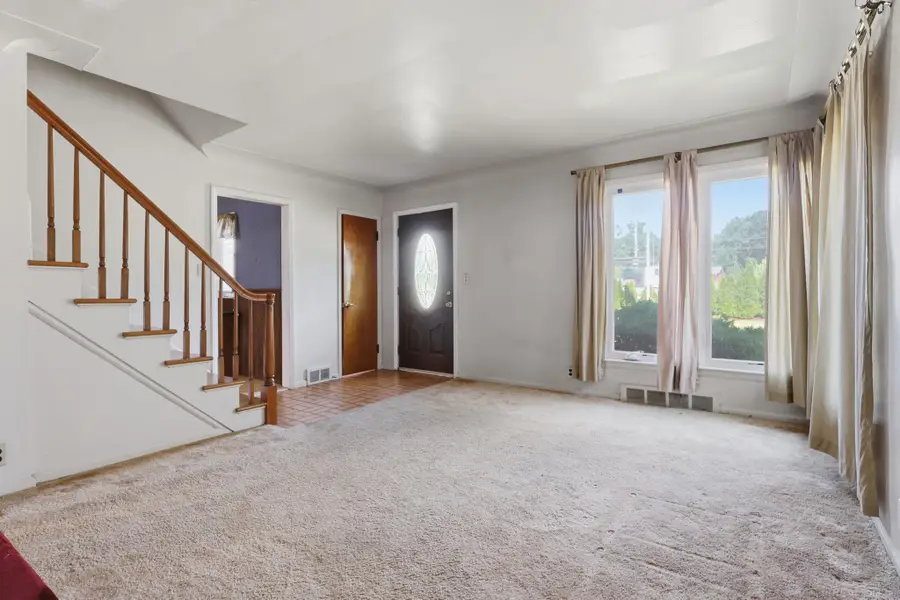 45821 North AVE, Macomb, MI 48042 - #3