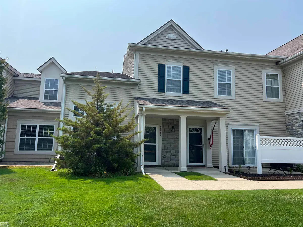 25849 Maritime CIR, Harrison Township, MI 48045 - #1