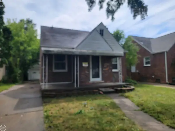 19928 Washtenaw ST, HarperWoods, MI 48225