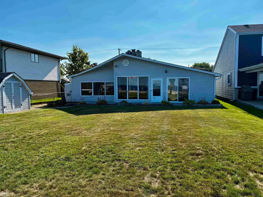 37854 Lakeshore DR, Harrison Township, MI 48045 - #3