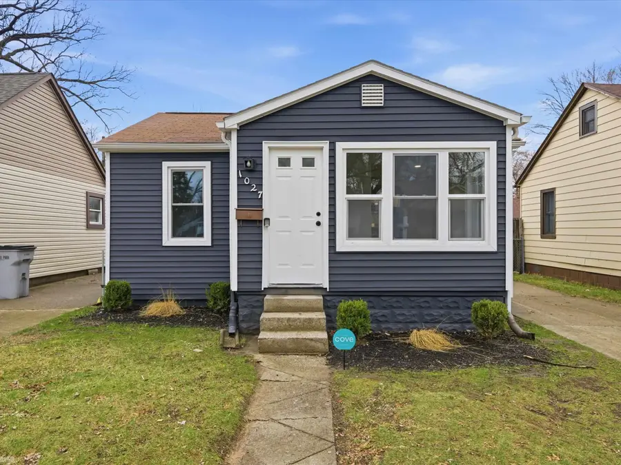 1027 E Milton, Hazel Park, MI 48030 - #2