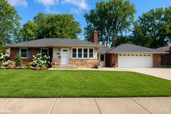 22231 Grossedale ST, StClairShores, MI 48082
