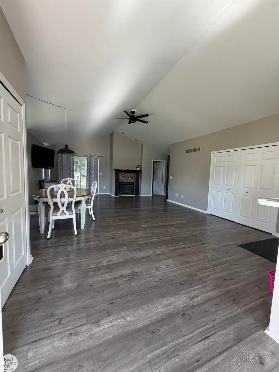9515 Rachel RD, Algonac, MI 48001 - #3