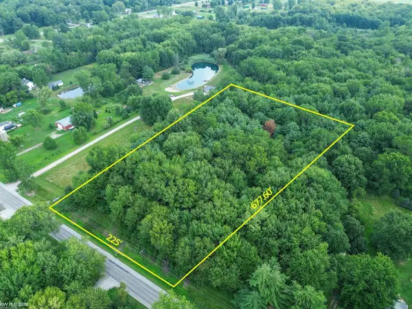 0 Palms RD, Casco, MI 48064