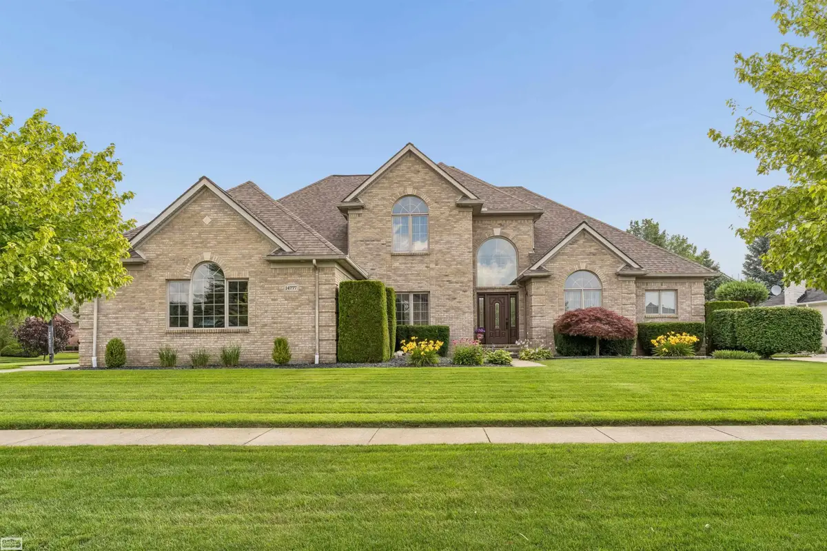 14777 Sparrow DR, Shelby, MI 48315 - #1