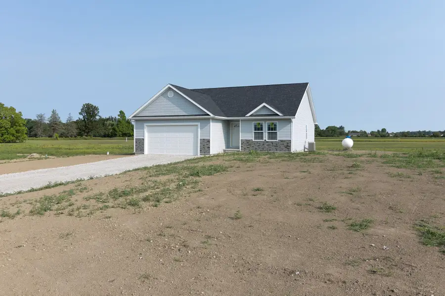 10428 Carroll RD, Columbus, MI 48063 - #3