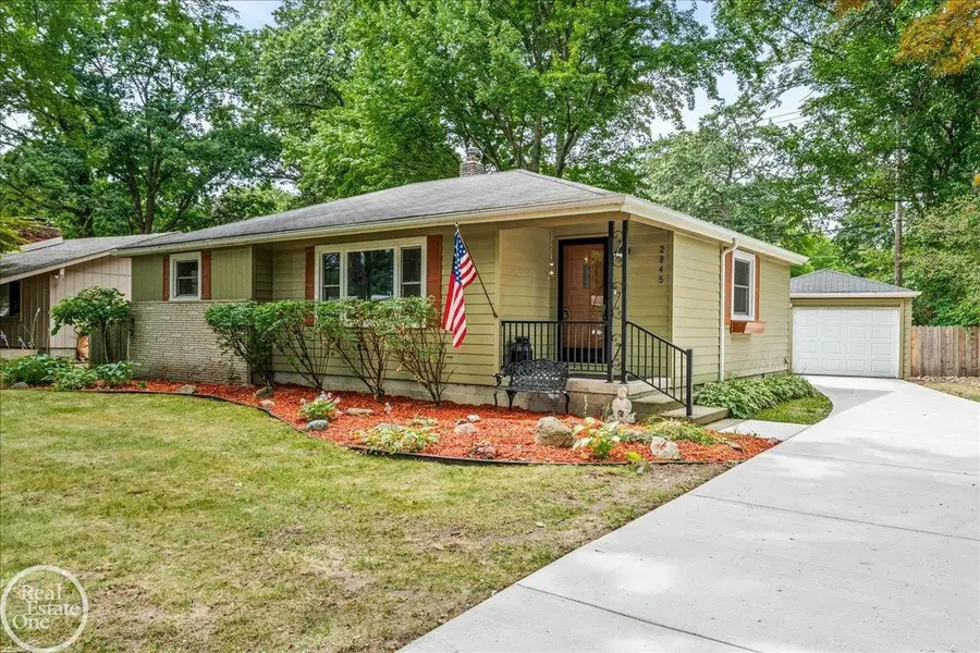 2845 Monticello DR, Port Huron, MI 48060 - #2