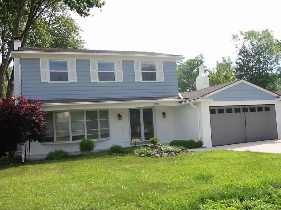 23909 Talbot  ST, Saint Clair Shores, MI 48082 - #2