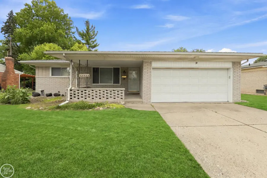 30909 Scrivo DR, Warren, MI 48092 - #2