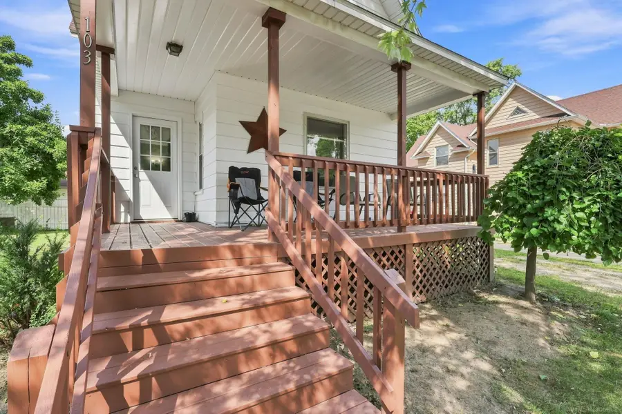 103 N Neeper Street, Capac, MI 48014 - #3