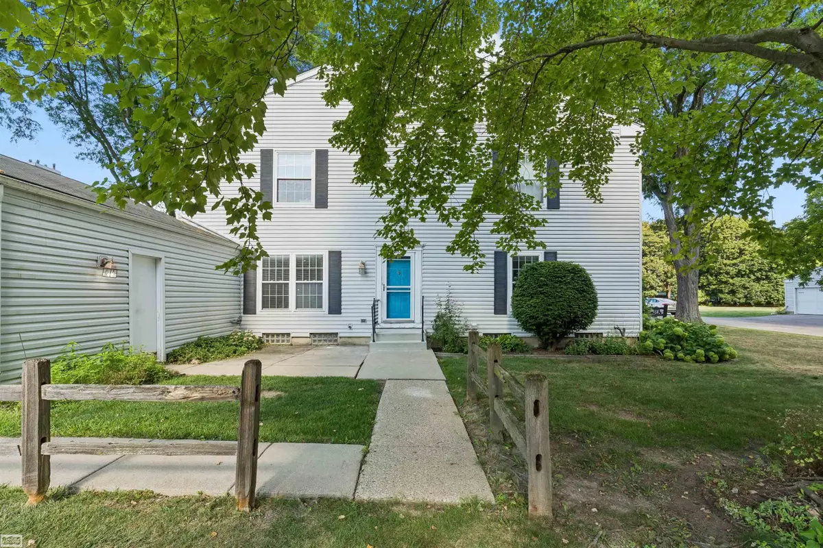 38665 Bayside Ct CT, Clinton Township, MI 48038 - #1