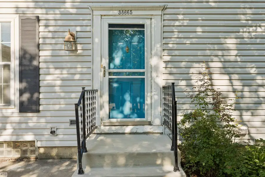 38665 Bayside Ct CT, Clinton Township, MI 48038 - #3