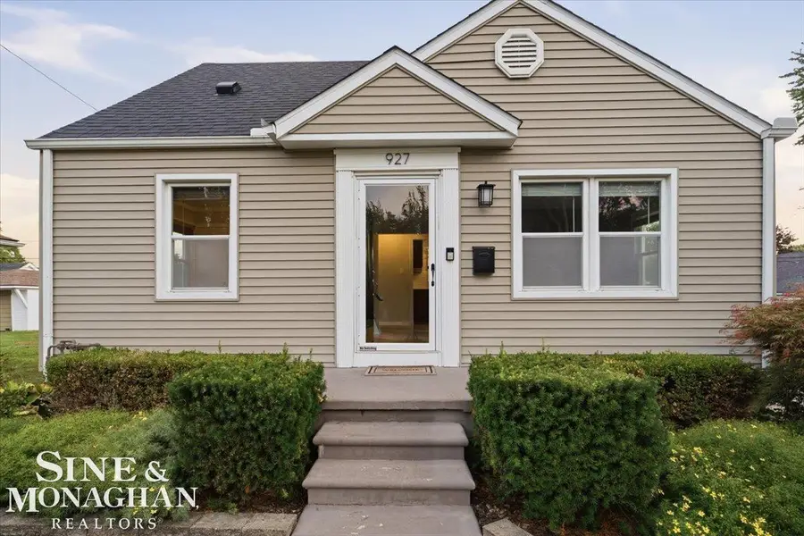 927 Montrose AVE, Royal Oak, MI 48073 - #3