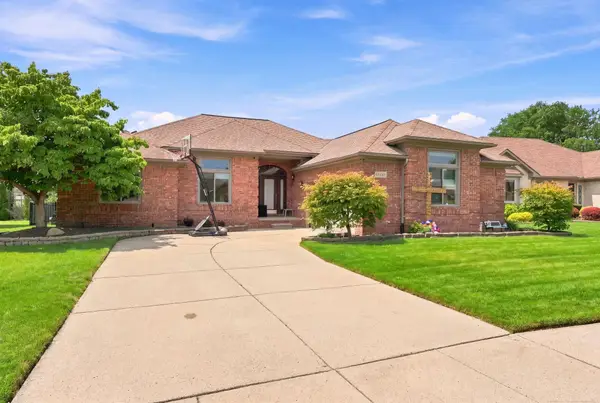 47641 Beacon Square, Macomb, MI 48044