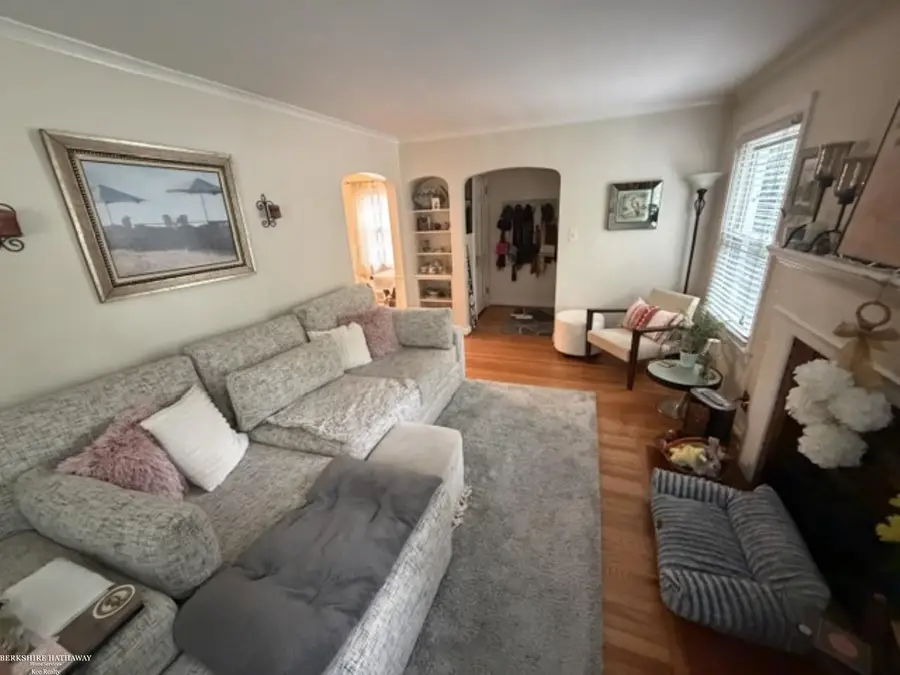 1227 cloverdale ST, Royal Oak, MI 48067 - #2