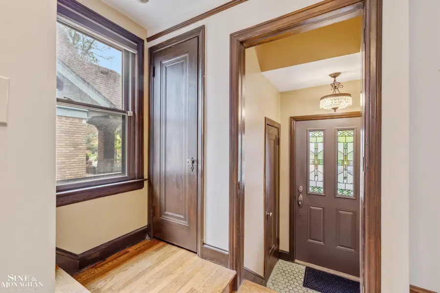 428 Cloverly RD, Grosse Pointe Farms, MI 48236 - #3