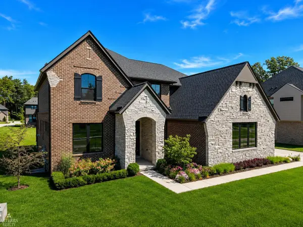 11961 Encore CT, ShelbyTwp, MI 48315