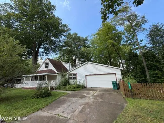 7339 Lakewood RD, Lexington, MI 48450 - #3