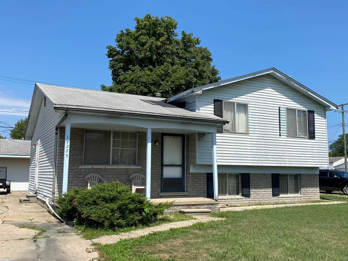 19285 E 14 Mile RD, Clinton Township, MI 48035 - #1