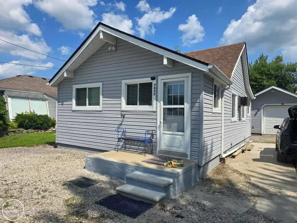 7877 Belleau RD, FairHaven, MI 48023