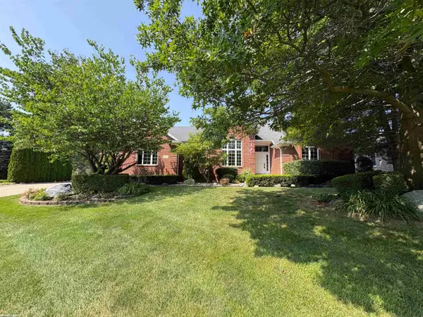 56411 Dickens DR, ShelbyTwp, MI 48316