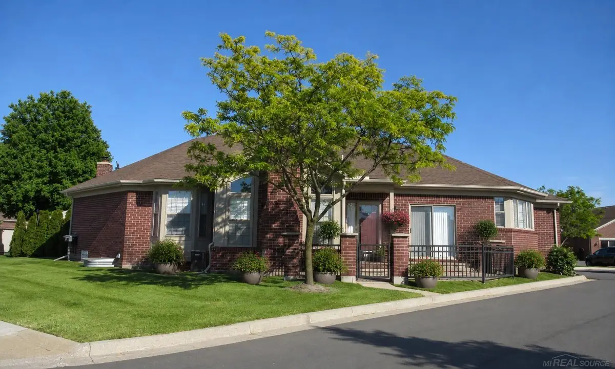 49272 Brodie, Macomb, MI 48042 - #1
