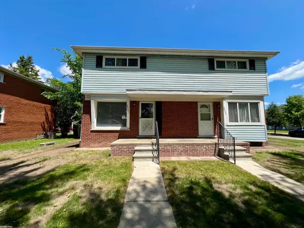 20351 E 8 Mile, StClairShores, MI 48080
