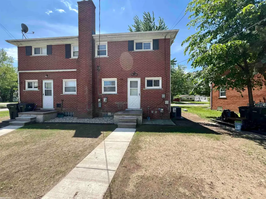 20351 E 8 Mile, Saint Clair Shores, MI 48080 - #2