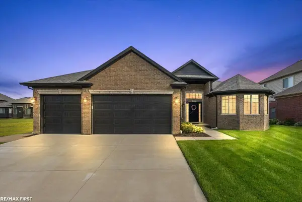 19117 BRIGHTON, Macomb, MI 48042